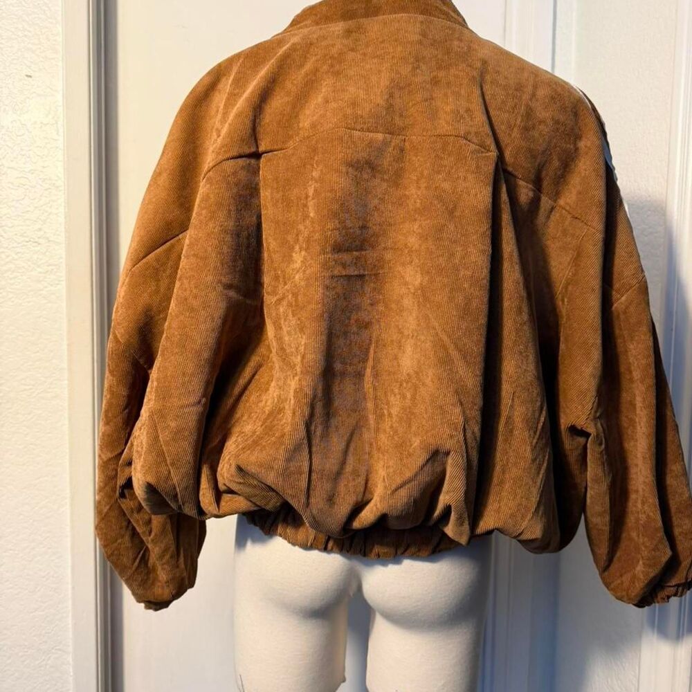 Japanese Women's Brown and Tan Jacket - Picture 4 of 5